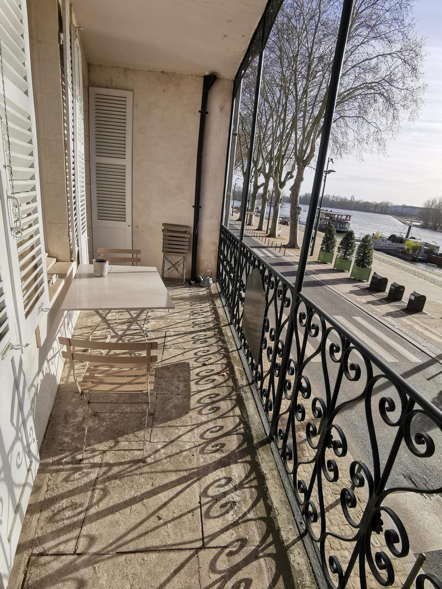 Appart Gite Les Oiseaux- Face Loire Quai Du Chatelet Orleans Ngoại thất bức ảnh